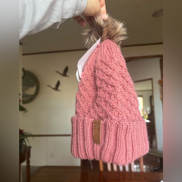 ROXY NEW Blizzard Beanie Cable Knit Pom - Picture 11 of 12